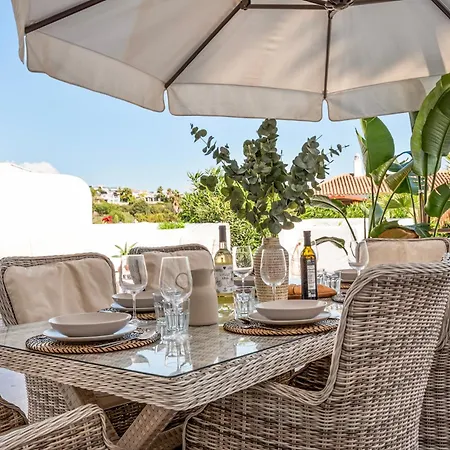 Apartment Luna Del Mar - Luxury With Jacuzzi