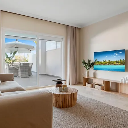 Luna Del Mar - Luxury With Jacuzzi Apartment