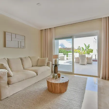 Luna Del Mar - Luxury With Jacuzzi * Estepona